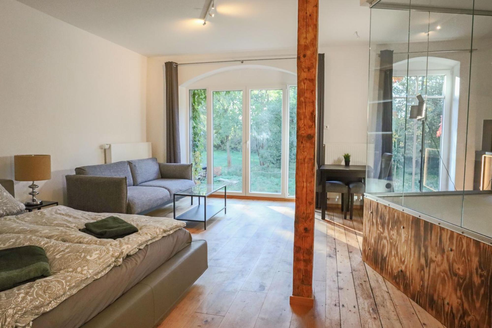 Loft Apartment Mit Grosser Badewanne A Mugeln 外观 照片